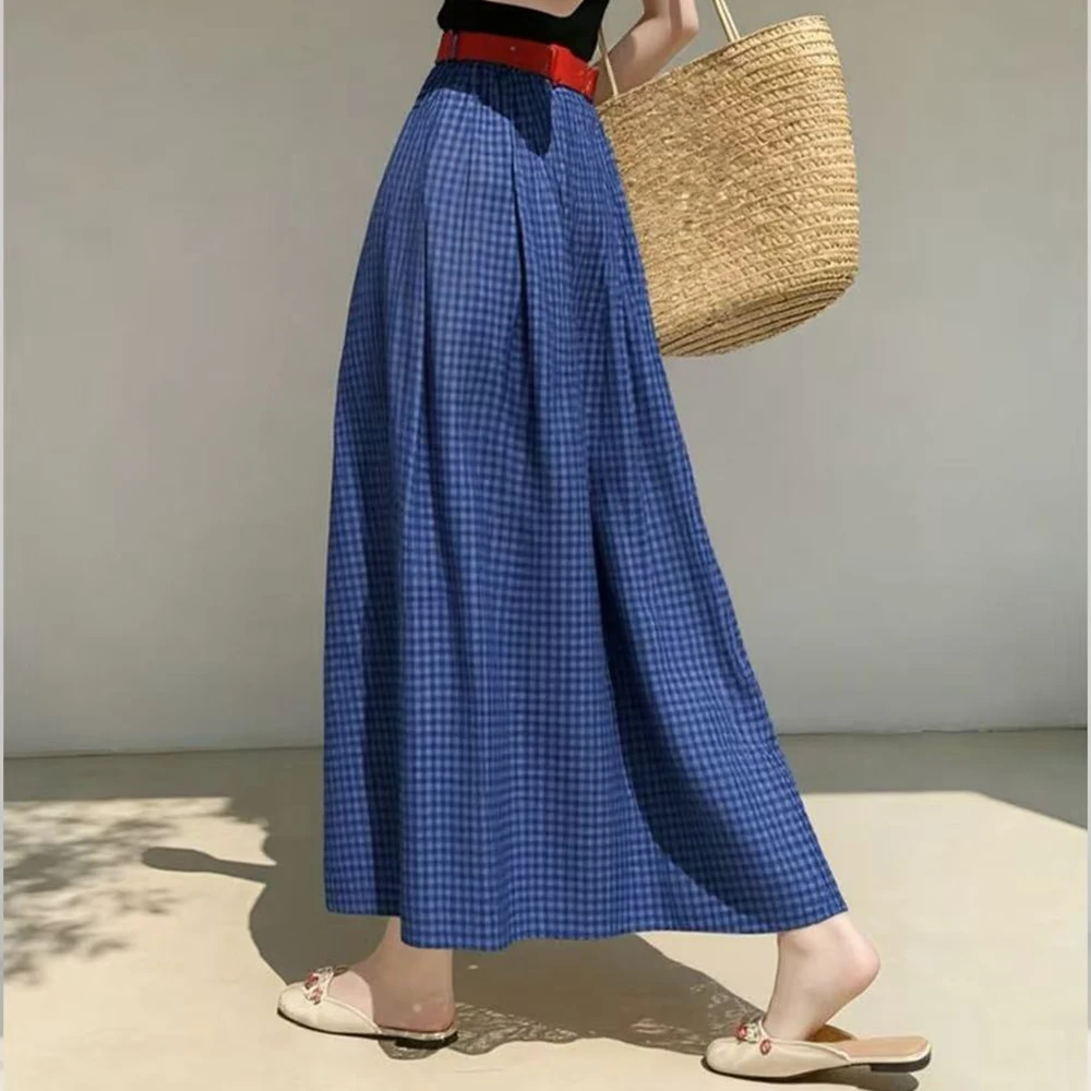 French retro style blue plaid skirt women's 2026 high waist and thin niche casual lazy style A-shaped skirt