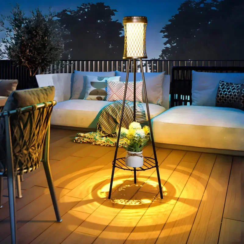 Modern Outdoor Standing Solar Light Emitting Diode Spotlight Outdoor Garden Lawn Warm White Lighting with Cylinder Basket