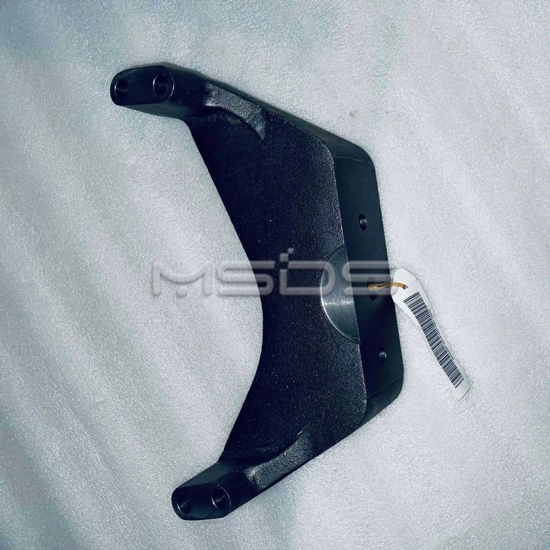 

For Dongfeng Cummins engine front support ISLe290 engine front suspension bracket C4942250/3943683