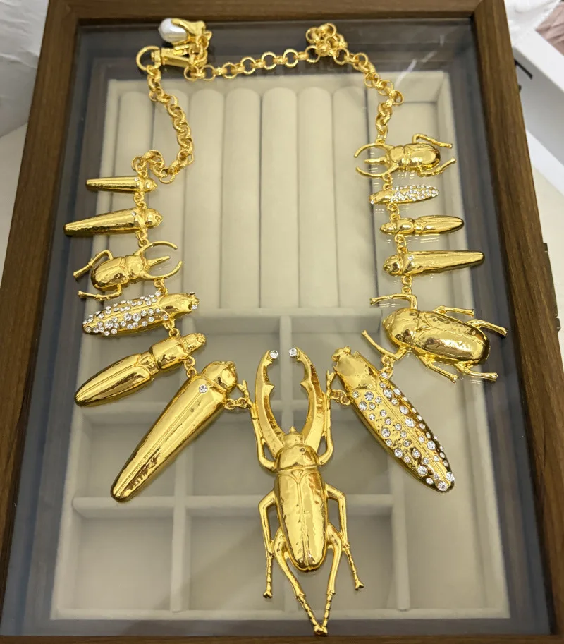 Thumbnail 3 - #21 Best Chunky Chain Necklaces to Buy In 2026