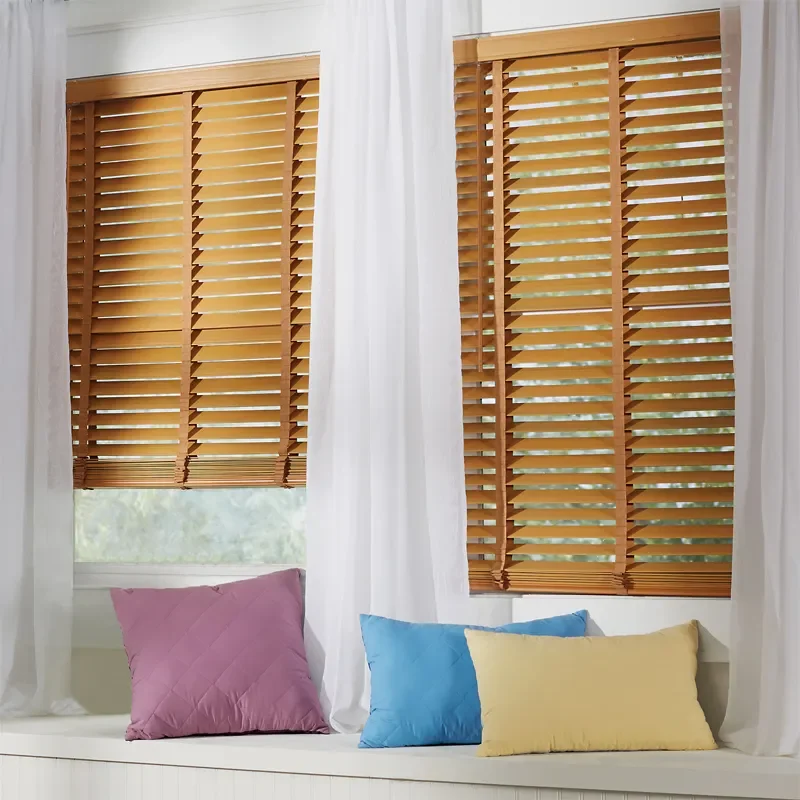 Wholesale Custom Wood Grain Faux Wood Plantation Shutters Venetian Blinds Horizontal Home Plain Popular Home Decoration