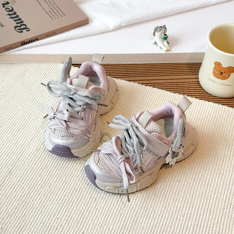 

Кроссовки для бега для девочек с милым кроликом, детские кроссовки, дышащие сетчатые кроссовки, осень 2023, новая детская спортивная обувь с мягкой нескользящей подошвой