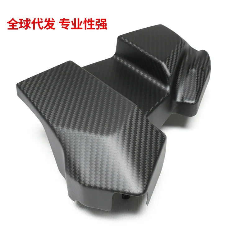 

Suitable for new BMW M3M4 dry carbon fiber battery cover G80G82 cabin modification following battery cover guard