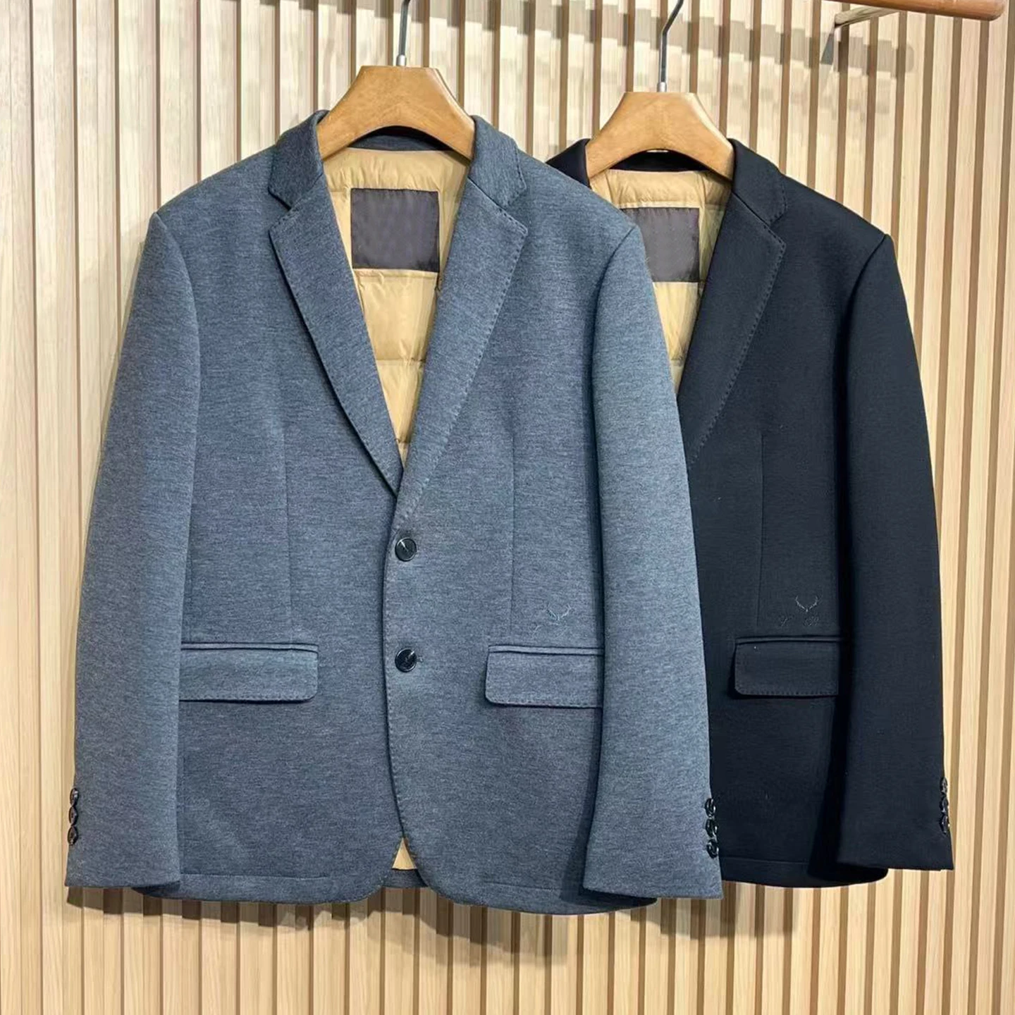 

Italian LP Letter Embroidered Men's Down Blazer