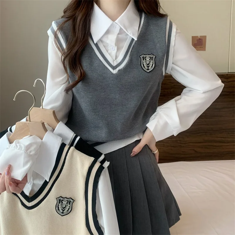 2023 New Niche Preppy Style Tops Women POLO Collar Vest Fake Two Pieces Long Sleeve Versatile Female T-shirts Students Wear