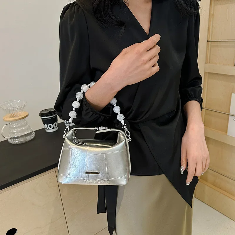 

New Retro Underarm Bag in Spring 2025, Trendy, Fashionable, and Exclusive, Shoulder or Handheld Pillow Bag