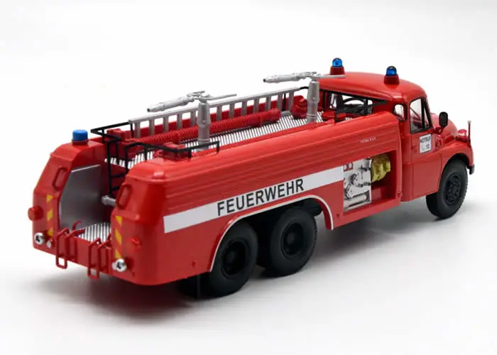 Schuco 1:43 Scale Diecast Alloy Tatra XianT148 Fire Truck Toys Cars Model Classic Adult Collection Souvenir Gift Static Display