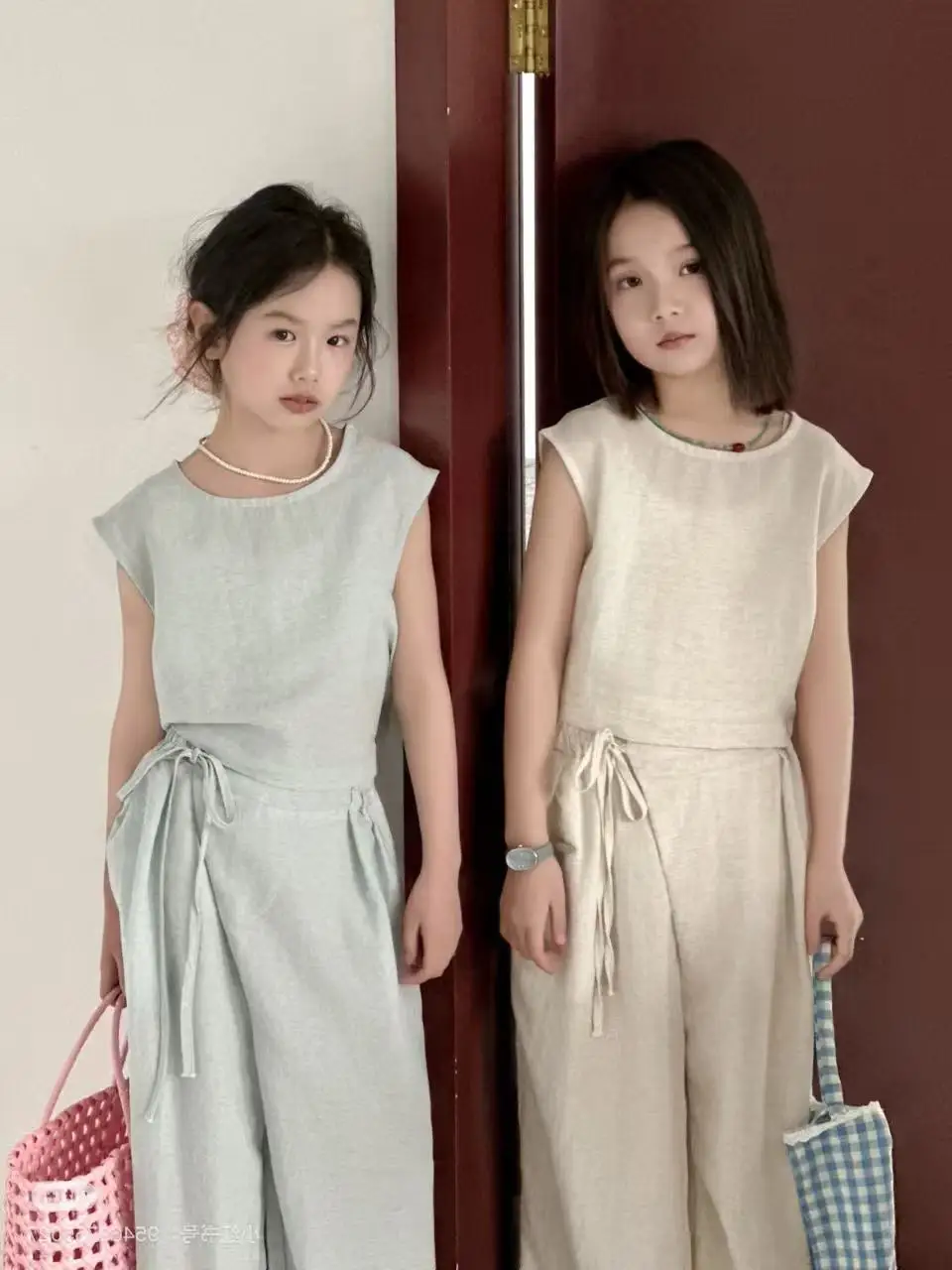 Children's Clothing Girls' Suit Light-colored Sweet Vest Extended Pants Two-piece Sister Clothing 26 Summer Clothing