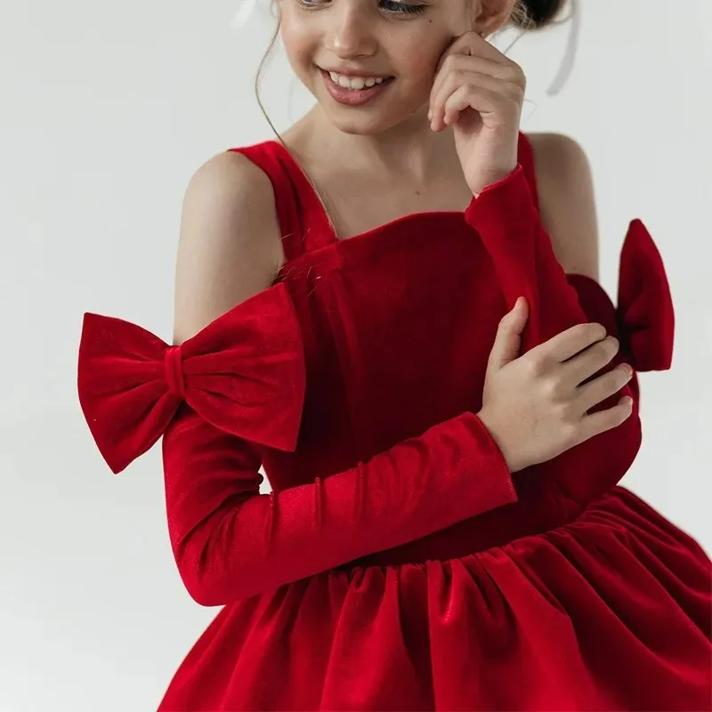 

Quality Lovely Flower Girl Dress Red Satin Fluffy With White Organza For Little Girls Wedding Birthday Party Evening Ball Gowns