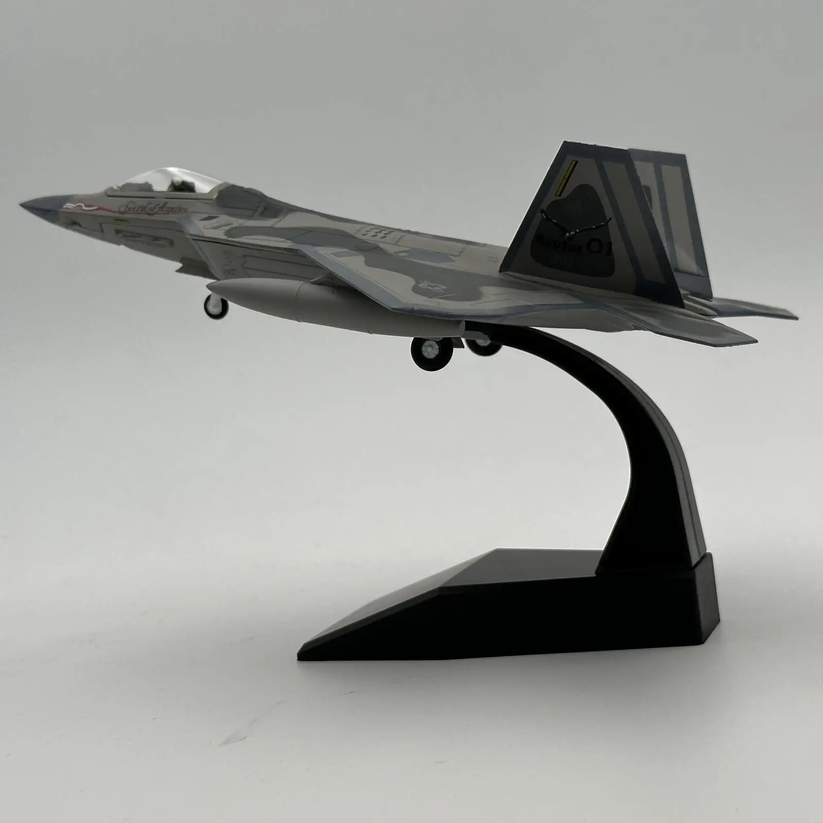 1/100 Attack Fighter Model Ornament Diecast Model Airplane Fighter Jet Model for Countertop Cabinet Office Home Bookshelf