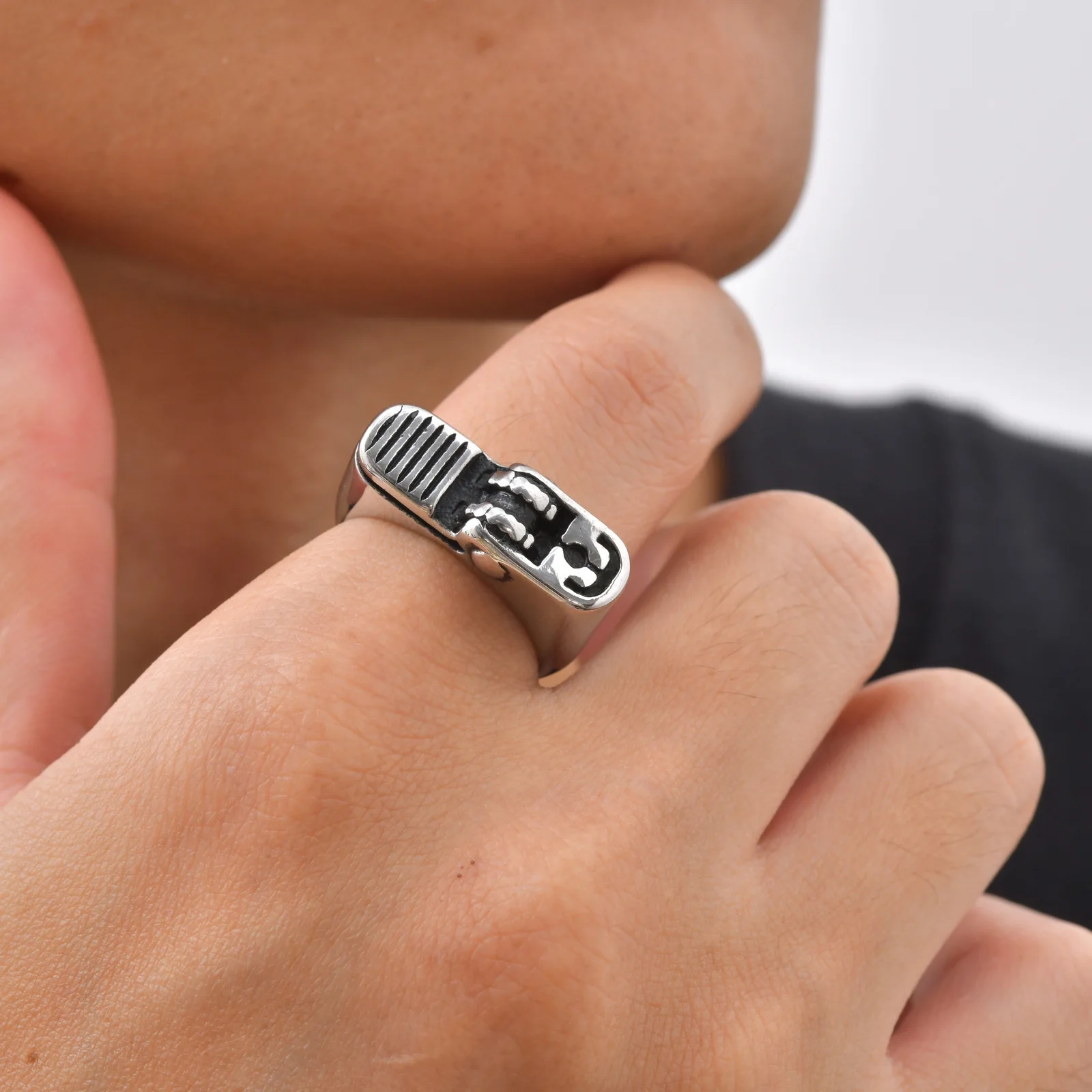 Punk-Feuerzeug-Ring für Männer und Jungen, Wasserdichter Edelstahl-Gussring, Neuer Kreativer Einzigartiger Schmuck-Geschenk – Detail 4