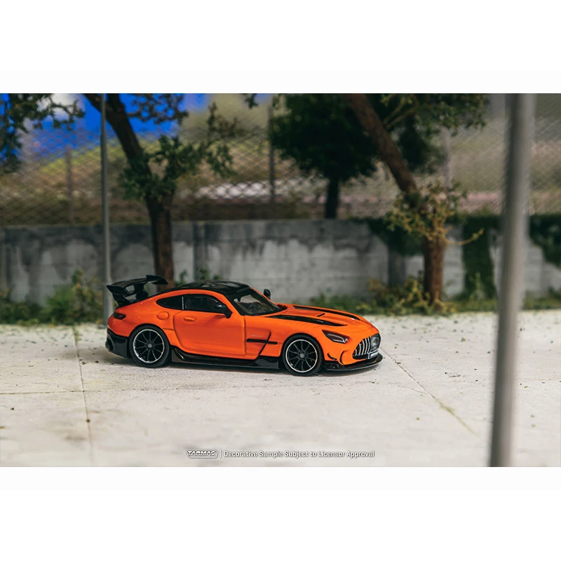 Pressa TW 1:64 AMGGT Black Series Orange Diecast Diorama collezione di modelli di auto giocattoli in miniatura Tarmac Works