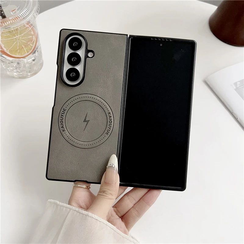 Luxuriöse Magnetische Lederhülle für MagSafe für Samsung Galaxy Z Fold 7 Fold7 Schlichter Schutz Stoßfeste Kabellose Ladehülle