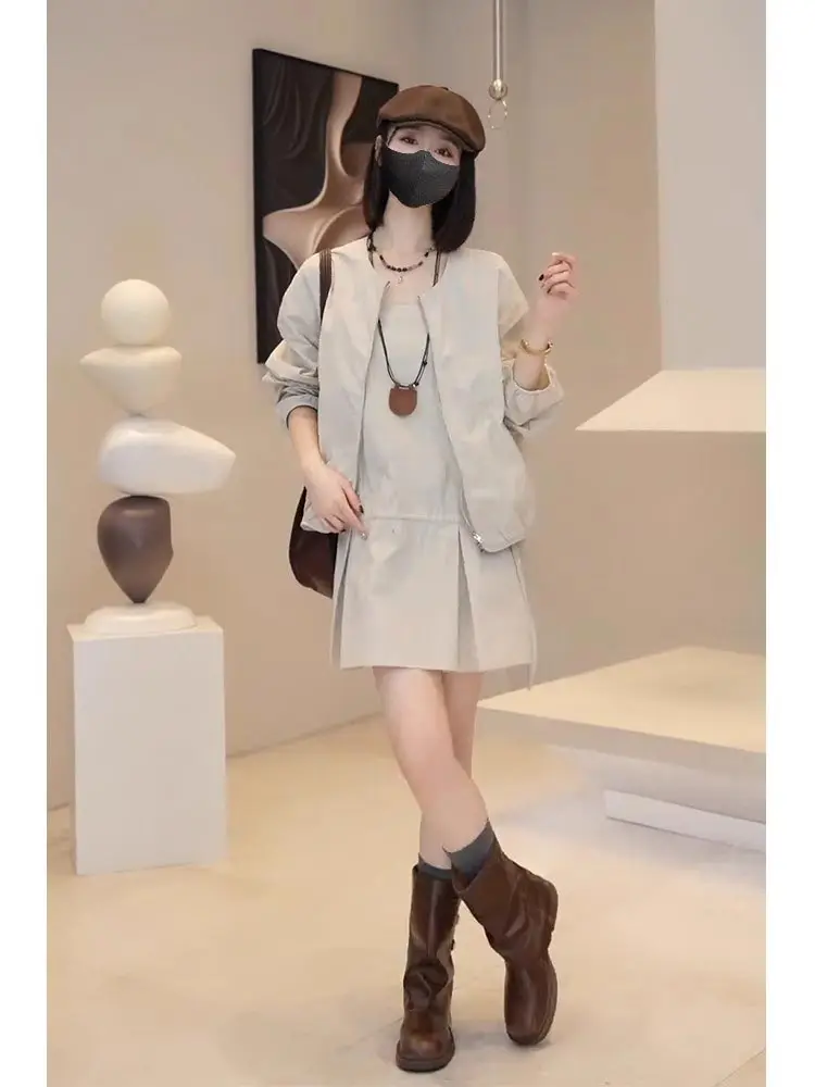 

Elegant Casual Short Coat with Drawstring Waist Versatile Strap Dress Fashionable Ageless Lightweight Spring Collection