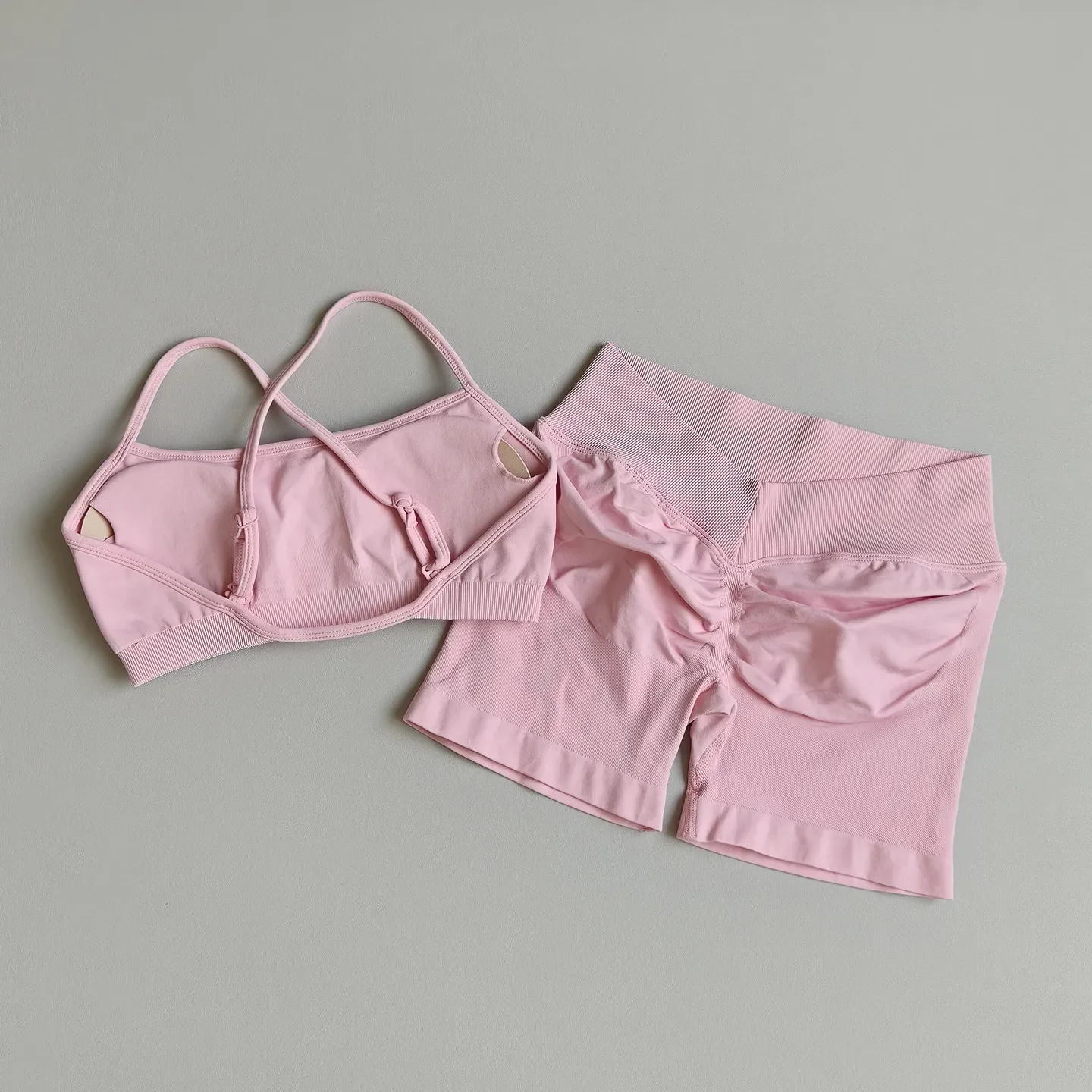 Seamless Peach Butt Yoga Suit High-waisted Tummy-tightening Buttocks Shorts Push-up Backless Sports Bra Running Fitness Set