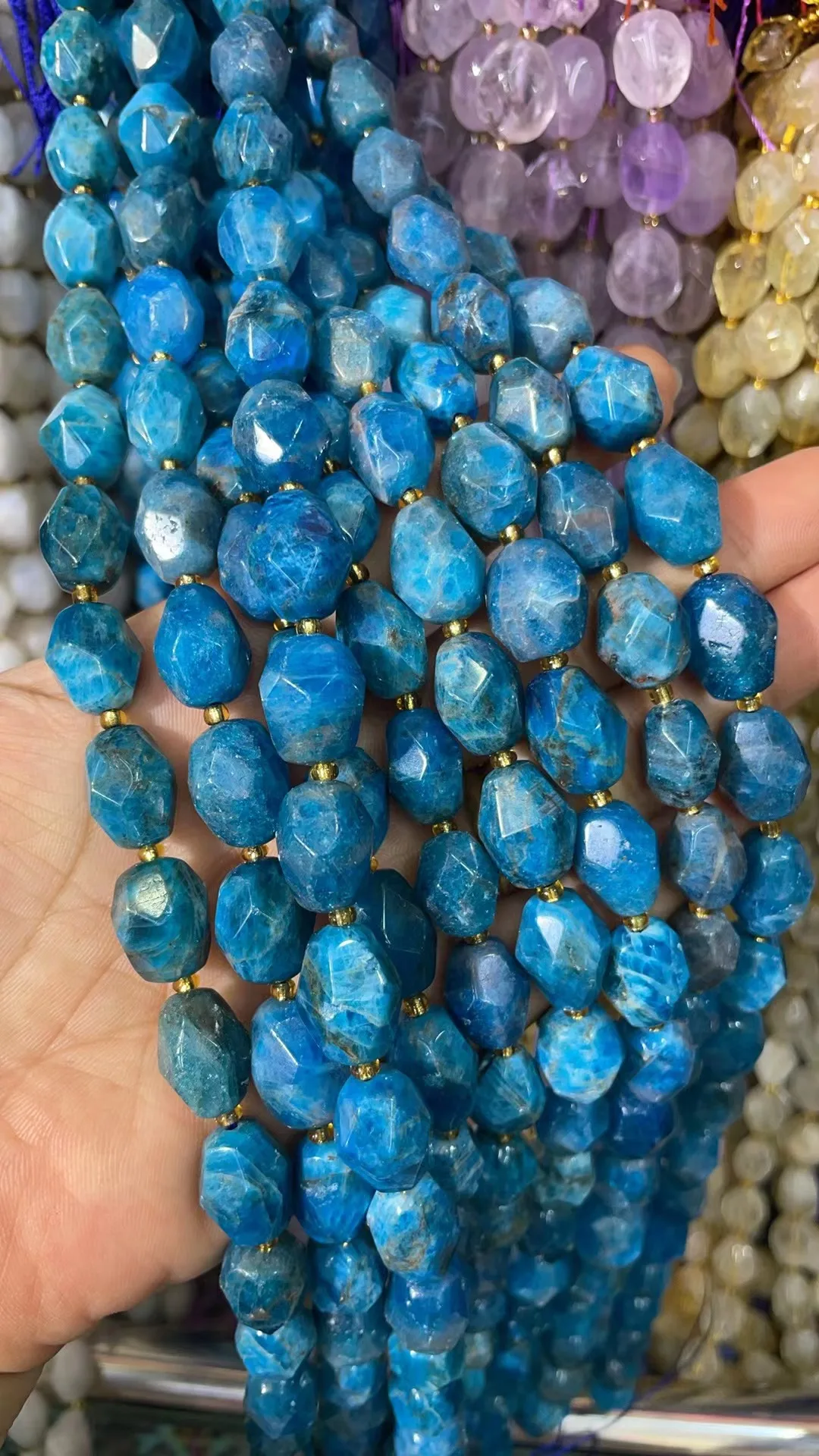 

10x14mm Natural Apatite No Fixed Shaped Cut face Length Dagree 39 cm Big Overview 24Grain