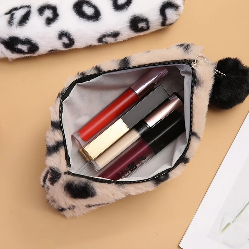 Winter Casual Fashion Leopard Print Plush Ball Pencil Bag Multi-functional Portable Stationery Storage Bag Women Makeup Pouch