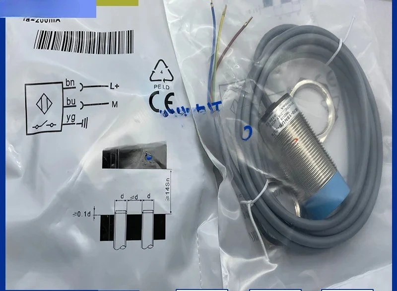 

Датчик приближения совершенно новый IM30-15NPS-ZC1 IM18-08NDS-ZC1