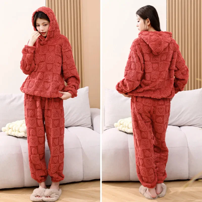 Autumn and Winter New Long Jacquard Coral Fleece Cozy Pajama Set for Women, Loose and Warm Plus-Size Casual Homewear Set