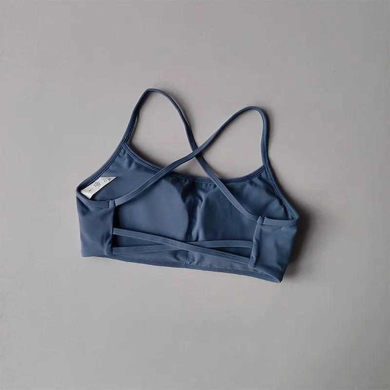 Damen Fitness-BH in Uni-Farbe, Weicher Rückenfreier Push-Up Gym-BH, Sport-Top mit Brustpolster, Yoga-BH, Sport-Crop-Top – Detail 14