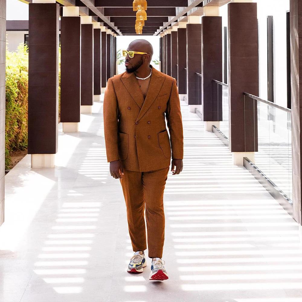 Классический коричневый мужской костюм, двубортный деловой приталенный свадебный пиджак, комплект из 2 предметов, мужской смокинг, пиджак для выпускного вечера по индивидуальному заказу