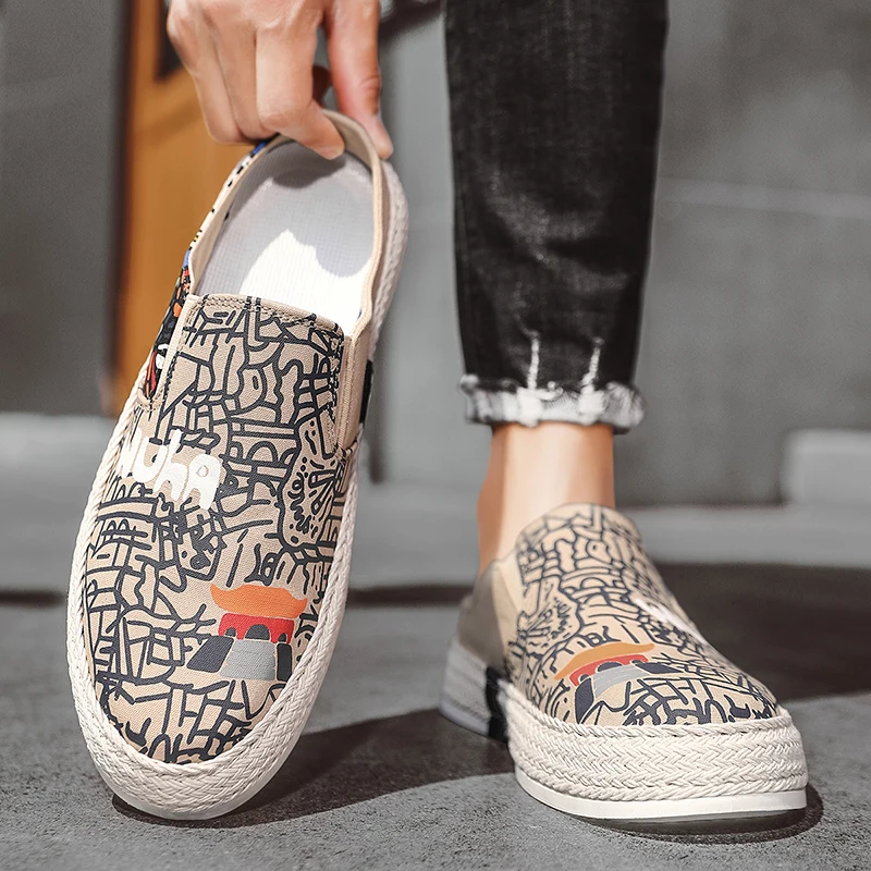 Fisherman\'s shoes Black Printed Summer Slip-on Men\'s Canvas Shoes Breathable Platform Flat Shoes for Men Comfort Loafers Casual