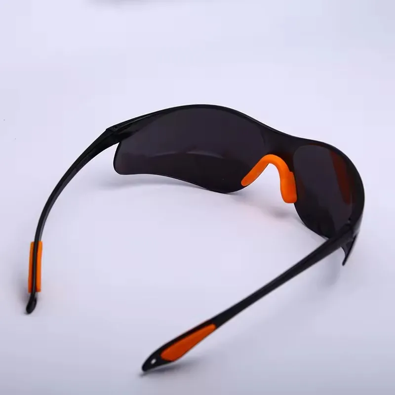 Universal Anti-splash Goggles Work Safety Industrial Eye Protection Cycling Windproof Dustproof Blinds Goggle Unisex