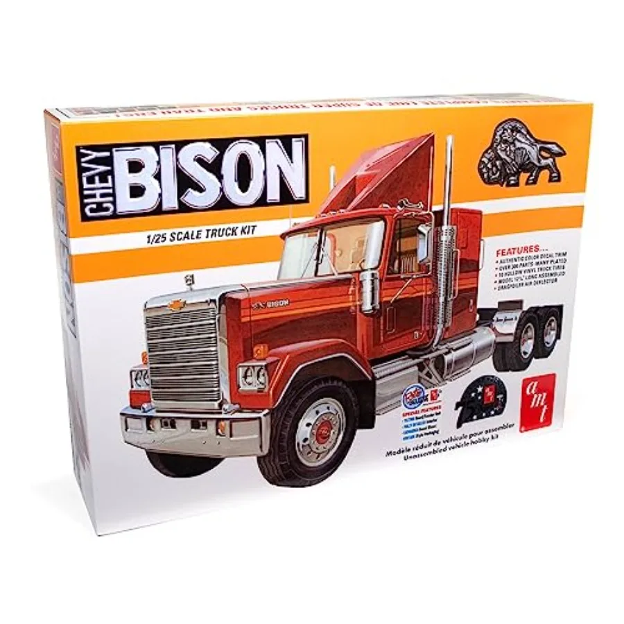 

Модель трактора Chevrolet Bison Conventional в масштабе 1:25, металлический корпус, серое покрытие, высокая детализация, для демонстрации.