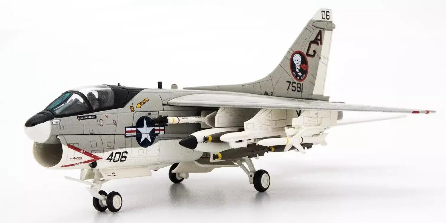 Fine 1/72 US A-7 EII Fighter Model VA-12 Squadron  Eisenhower  Alloy Collection Model