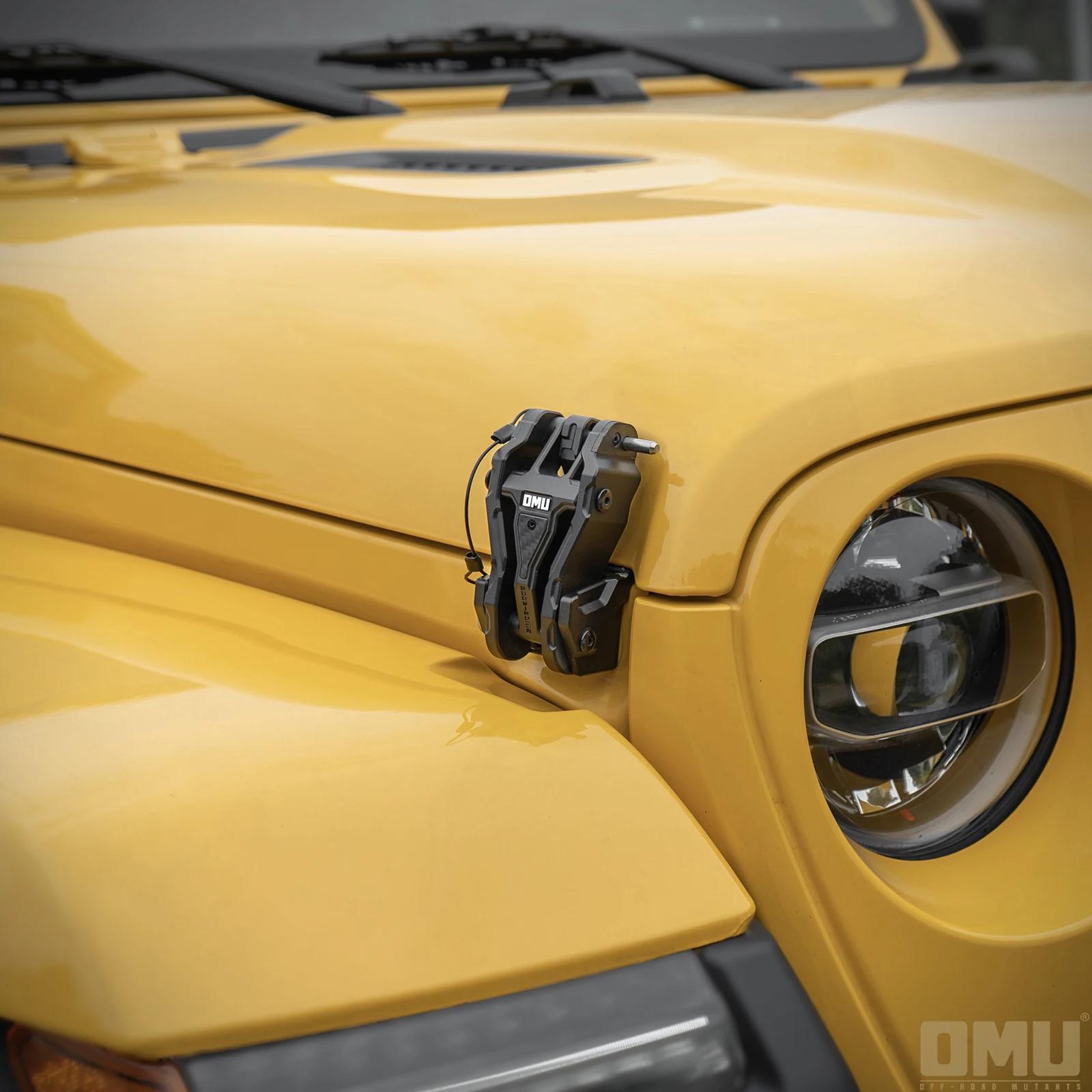 OMU Genesis Series Aluminum& Carbon Fiber Hood Catch For Jeep Wrangler JL Offroad Accessories Maiker Manufacturer - Image 2