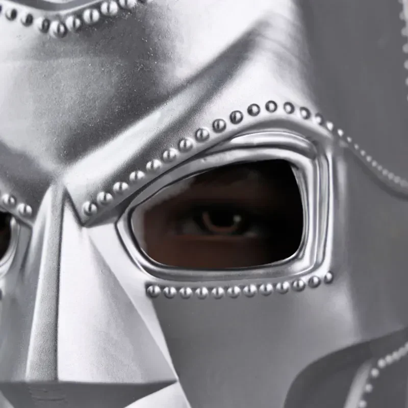 MN1 фильм Доктор Дом косплей маска для взрослых мужчин шлем козырек пластиковые маски аксессуар головные уборы Хэллоуин карнавал маскарад Mas9 * Jy