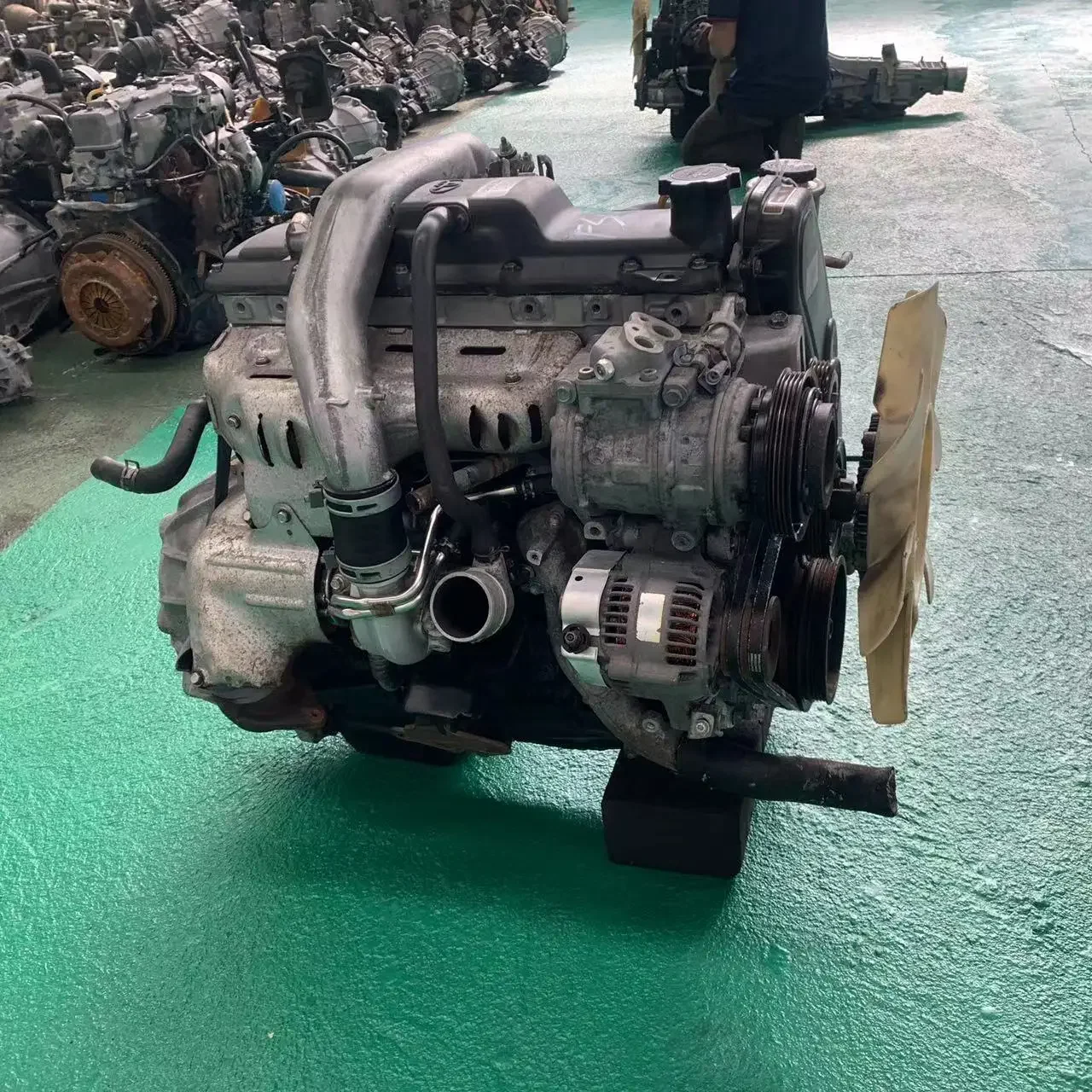 Original Japanese 1KZ 1KZT Complete Used  Engine 3.0L 4 Cylinder For Toyota PRADO, Pick-up Truck