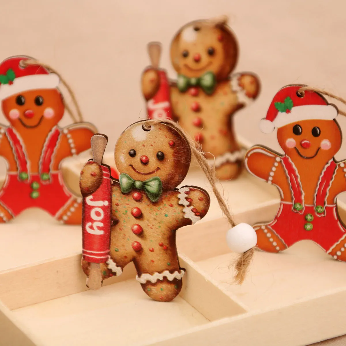 12Pcs/Set Christmas Wooden Pendants Xmas Tree Hanging Ornaments Christmas Decor Gingerbread Holiday New Year Decorations Gift