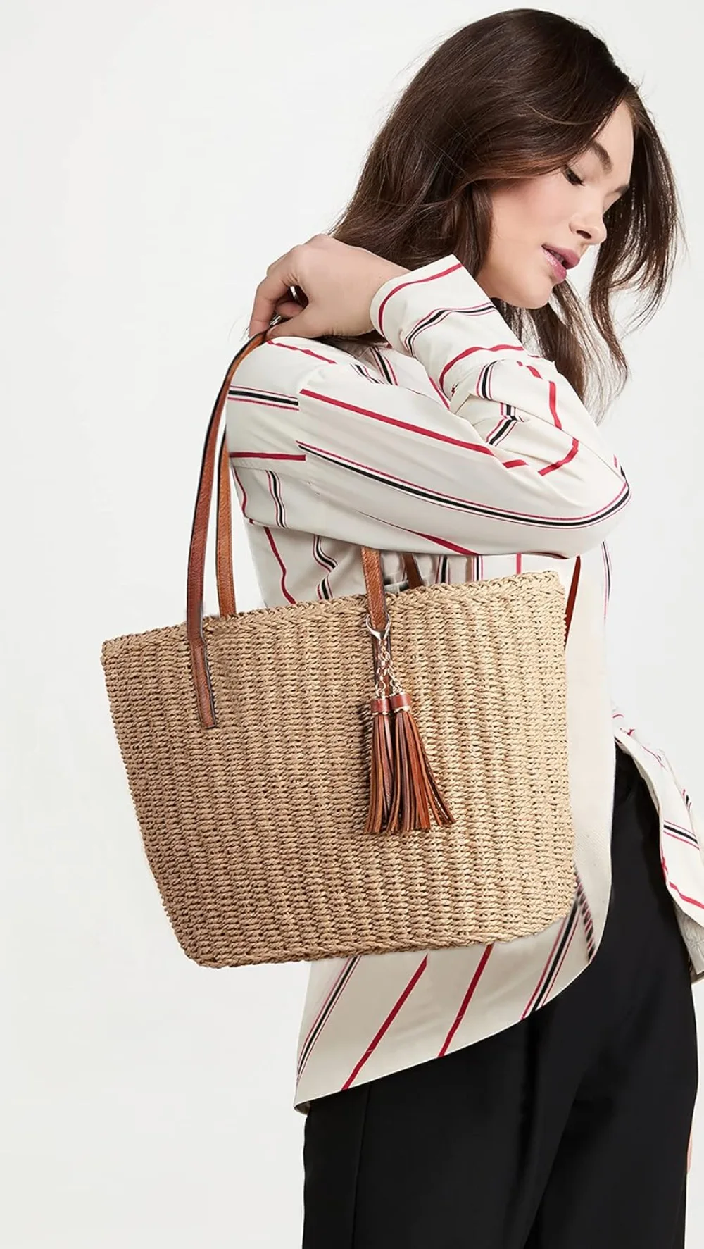 M Size Travel Straw Tote Bag Woven Summer Handmade Shoulder Handbag view 2