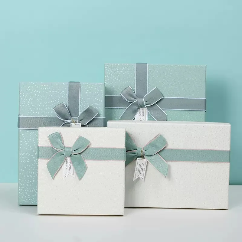 Customized Square Birthday Box Silk Scarf Packaging Box Custom Lipstick Perfume Valentine's Day Box Empty Box