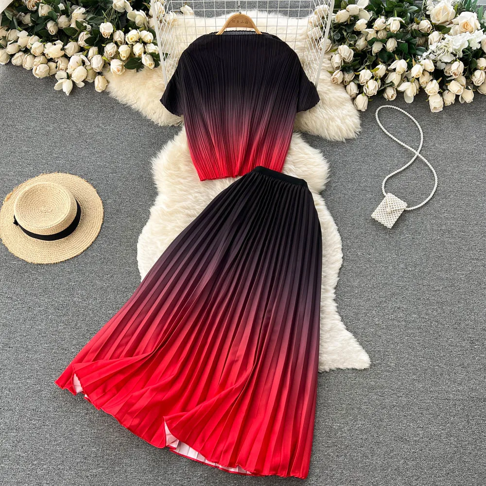 2024 New Summer Women Sets Fashion Gradient Color Short Sleeve Short Top And High Waist Pleated Long Skirt Two Piece Set