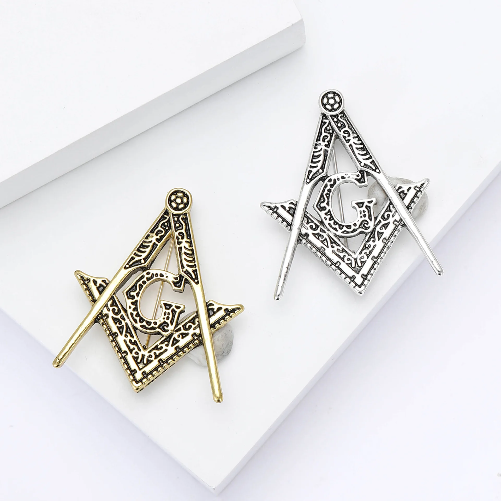 Freemason AG Brooch Intricately Carved Patterns European American Retro Suit Coat Unisex High-end Accessory Gifts Personality·