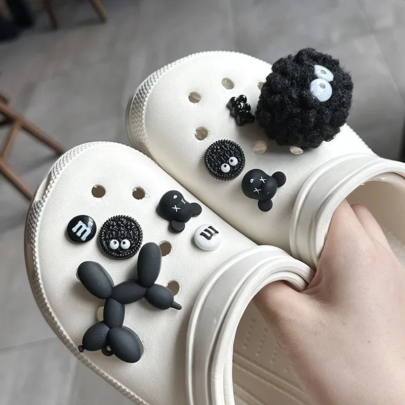 DIY Black Plush Ball Shoes Charms for Furry Ball Cute Hole Shoe Charms Designer Lovely Accessories All-match Hot Sale 2024