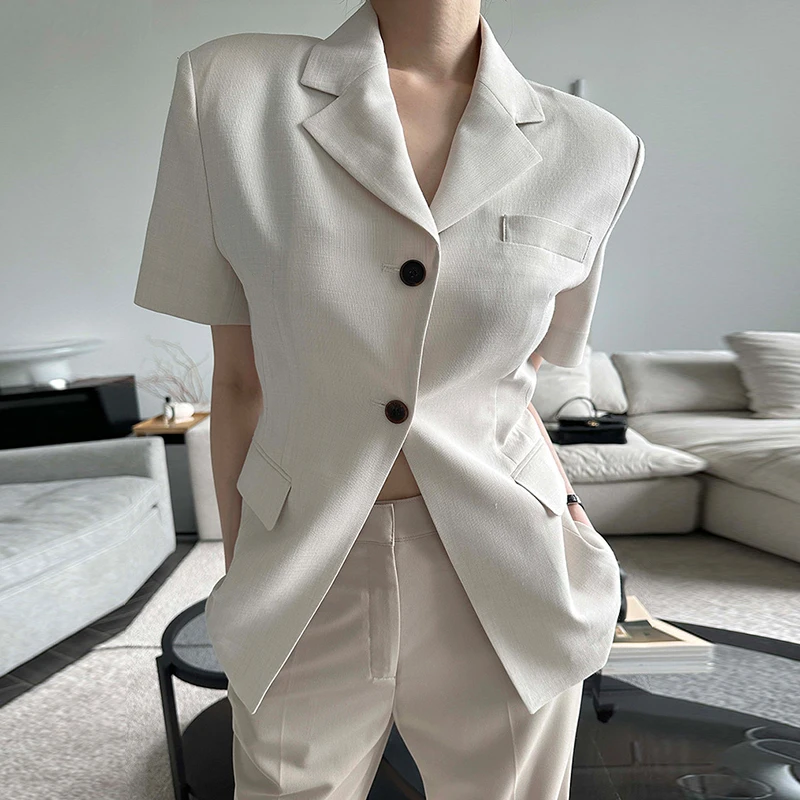 Korean Fashion Short-sleeved Suit Female Blouse Summer Niche Temperament Back Slit Design Top Fake Pocket Double Button Shirt