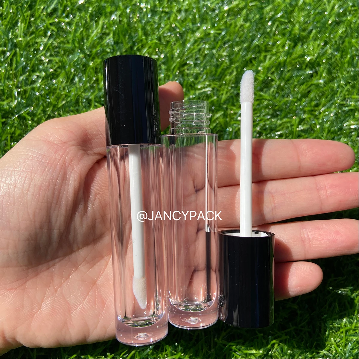 

Wholesale 4.5ml Empty Lip Gloss Tube clear refillable Black Lipgloss Lipstick Container Plastic Cosmetic Packaging