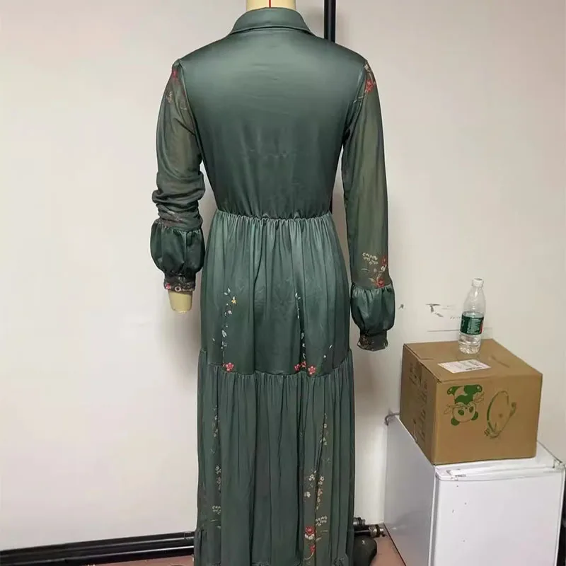 เดรสยาวพิมพ์ลายดอกไม้สไตล์เรโทรสำหรับผู้หญิง แขนยาว จับจีบ คอเสื้อเชิ้ต ติดกระดุม เหมาะสำหรับงานปาร์ตี้ ฤดูใบไม้ผลิ ฤดูร้อน หรือฤดูใบไม้ร่วง