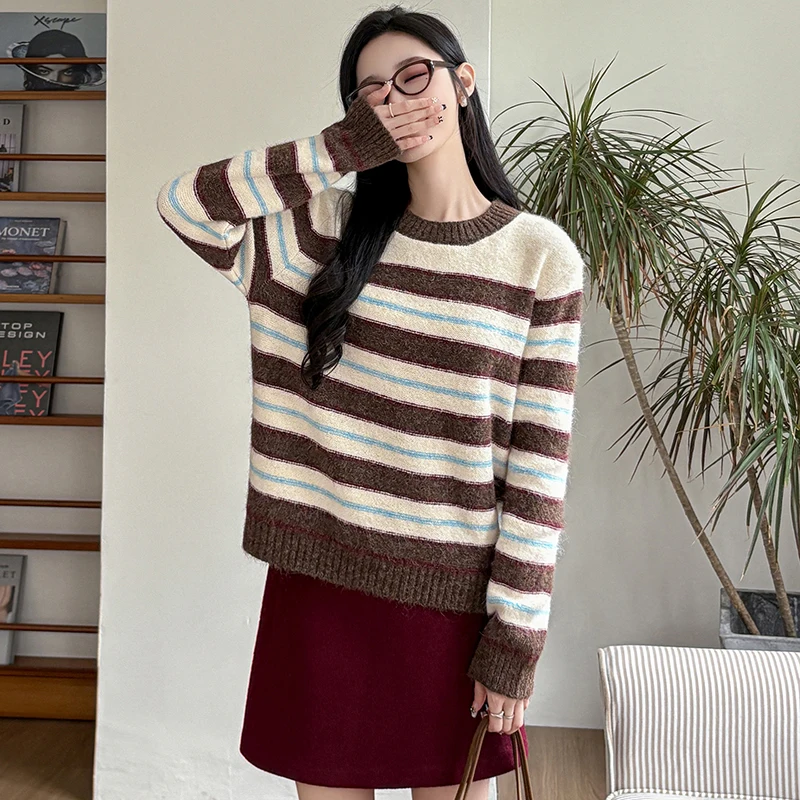 

Осень-зима, новая мода, полосатый вязаный пуловер с круглым вырезом, женский темпераментный свободный свитер с длинными рукавами, повседневные универсальные топы