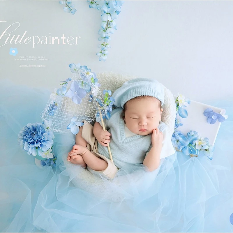 accesorios-de-fotografia-para-recien-nacidos-traje-tejido-con-boinas-atrapasuenos-y-decoraciones-florales-tema-de-fondo-para-sesion-de-fotos-en-estudio