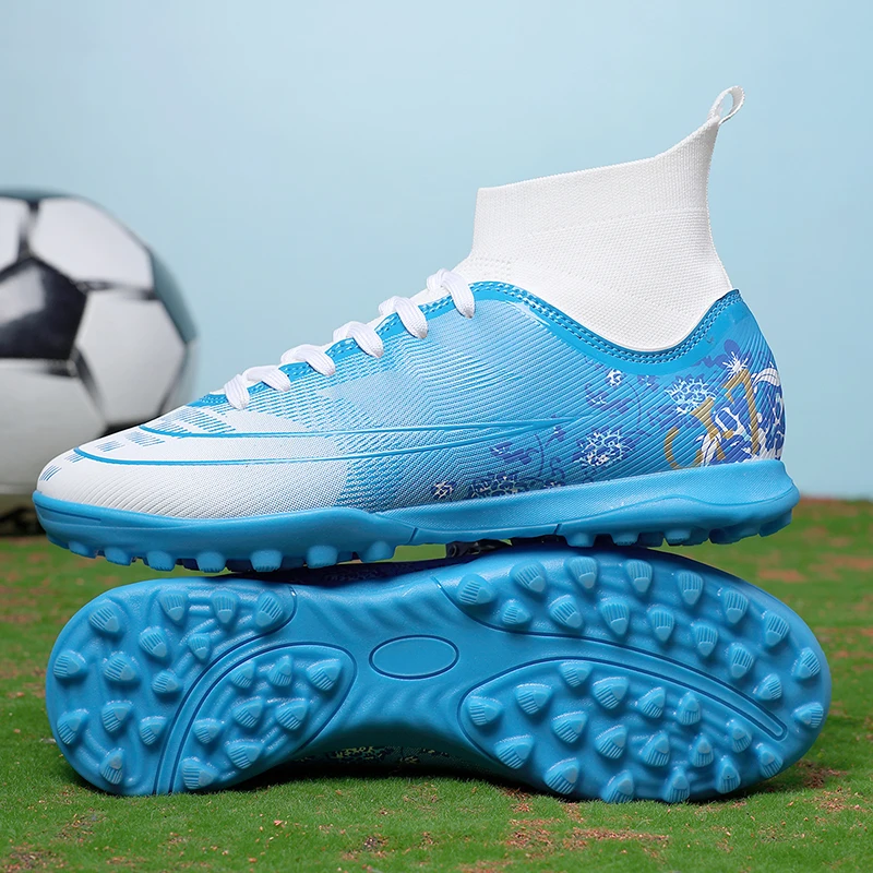 

New Men Professional Unisex Match Ultralight Soccer Shoes Hot Sale Soft Cleats TF/FG Sneakers Futsal High-quality Football Boots