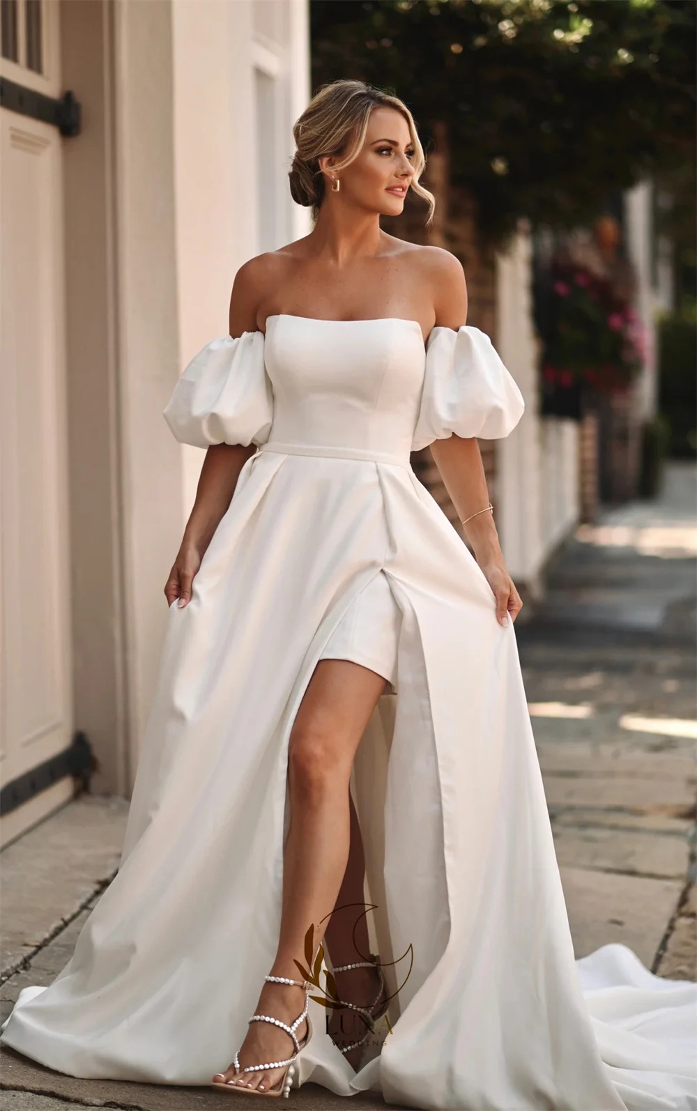 Luna Various Style Wedding Dresses Customized Puff Sleeves Mini Sheath Wedding Party Gown Long Train Bridal Prom Dresses