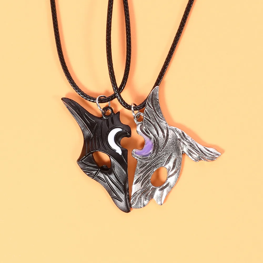 2PCS Antique Silver-plated Necklace Couple Vintage Style League of Legends Peripheral Sheep and Wolf Pendant Jewelry