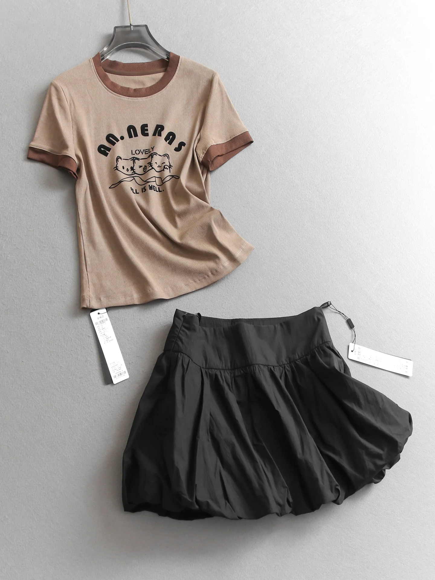

Cute Pet Cartoon Short Sleeve T-Shirt High Waist Flared Skirt Women's Set High Elasticity round Neck Summer Fashion Outfit