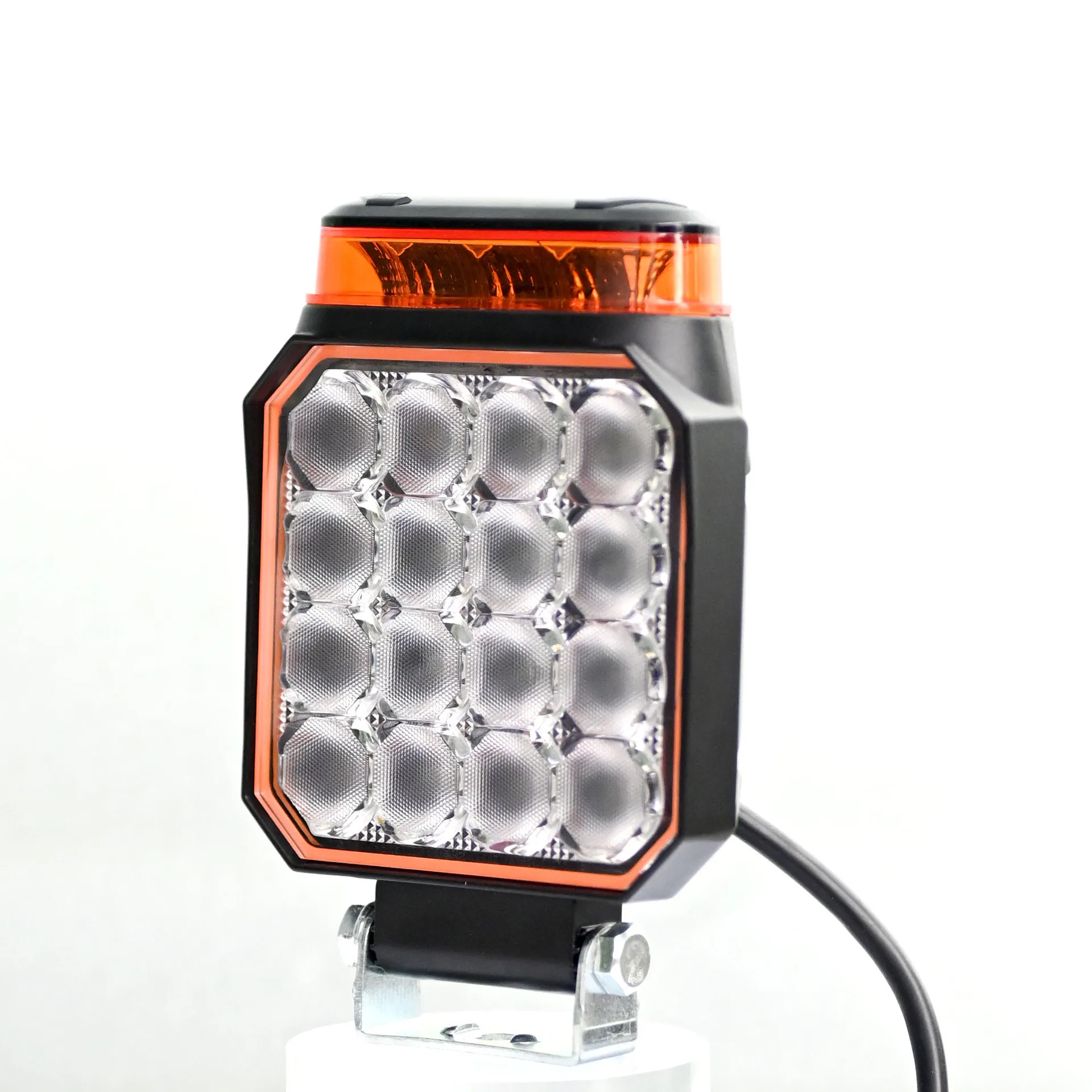 Car led spotlight 12v 24V truck super bright reversing light excavator engineering shovel forklift headlight modified fog light