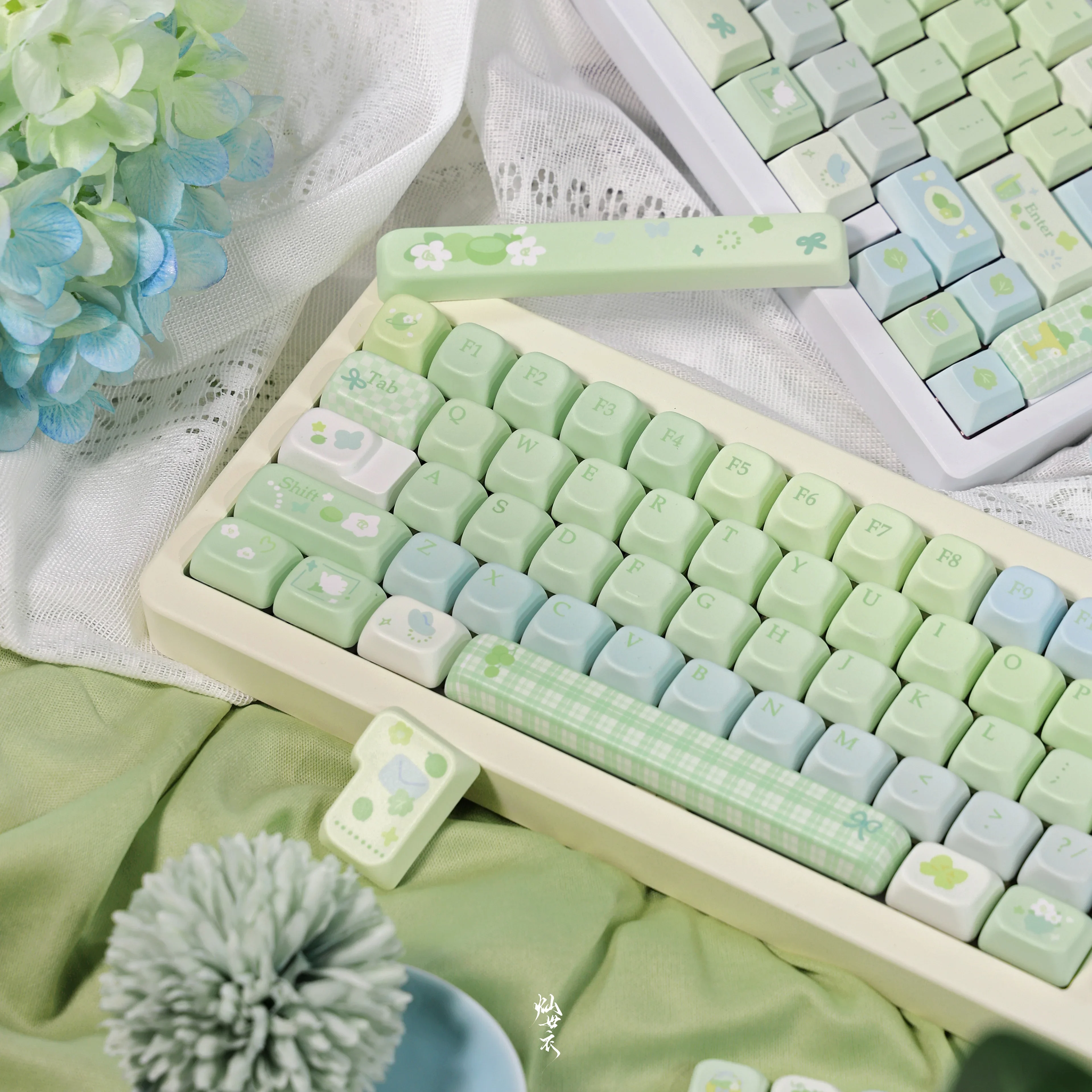 Gardenia Green Grape Keycap Set 143 Keys Cherry/FOA Profile PBT Dye Sublimation Customized Key Caps for Mechanical Keyboards