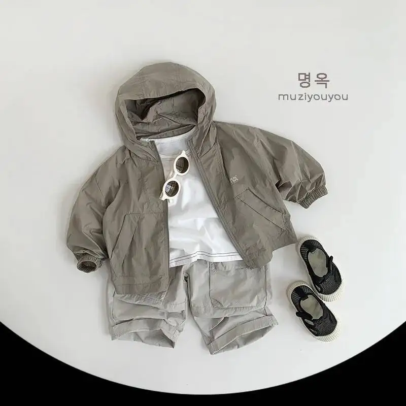 Primavera Estate Bambini T-shirt 1-8Y Ragazzi Lettera di cotone Manica corta T-shirt Coreano Magliette e camicette Abbigliamento per bambini Per i bambini Vestiti Nuovo